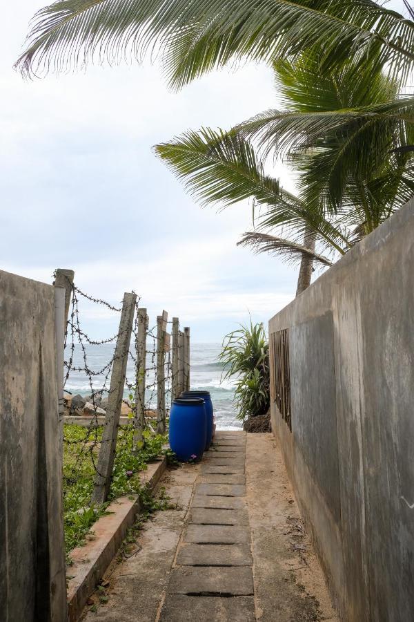 Cosynsurf Bed & Breakfast Matara Exterior photo